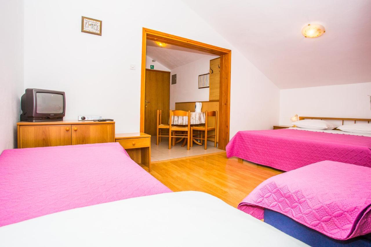 Apartmani Pava Omis Exterior photo