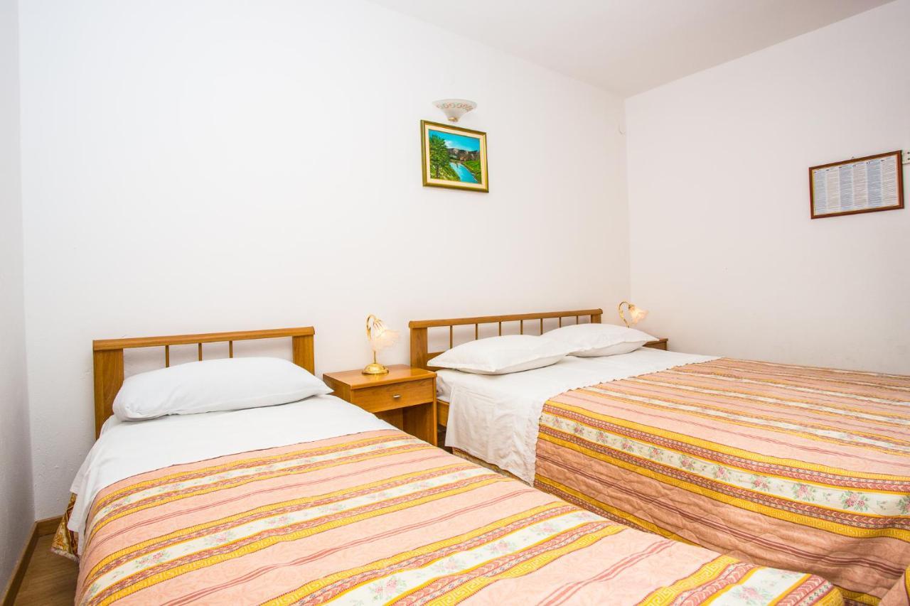 Apartmani Pava Omis Exterior photo