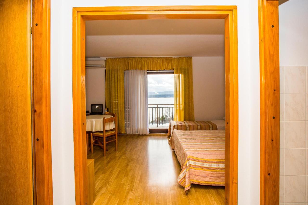 Apartmani Pava Omis Exterior photo