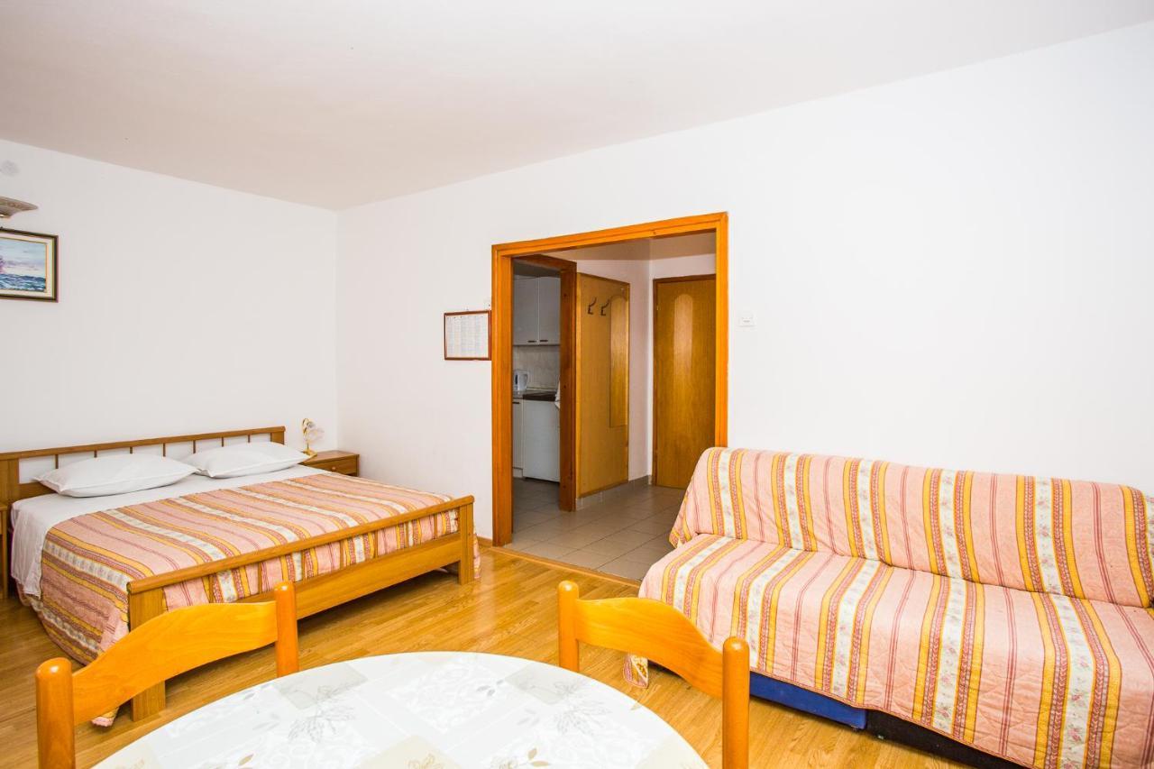 Apartmani Pava Omis Exterior photo